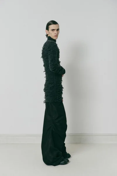 Look 30
